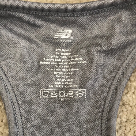 NEW BALANCE Activewear Bra - Picture 4 of 5